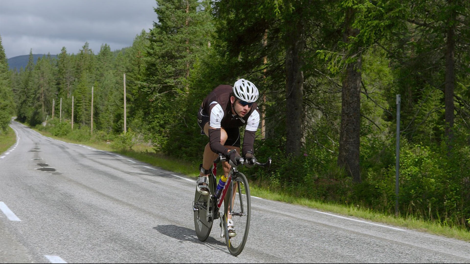 _科技变革极限运动：未来已来，速度无极限_，科技无限可能