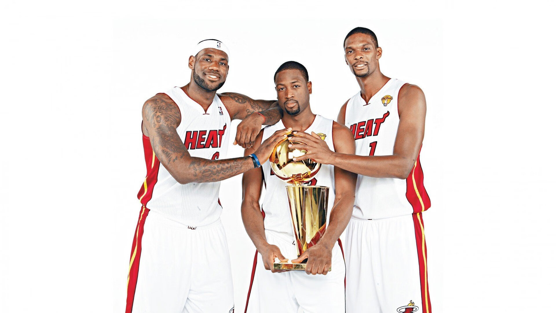 勇士队官方YouTube粉丝突破千万，居联盟之首，勇士队友