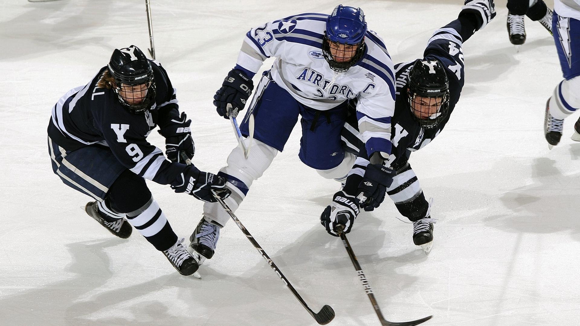开云体育下载APP-越野滑雪赛：林海雪原里的速度竞技，滑雪是一种很好的运动项目,穿越林海雪原
